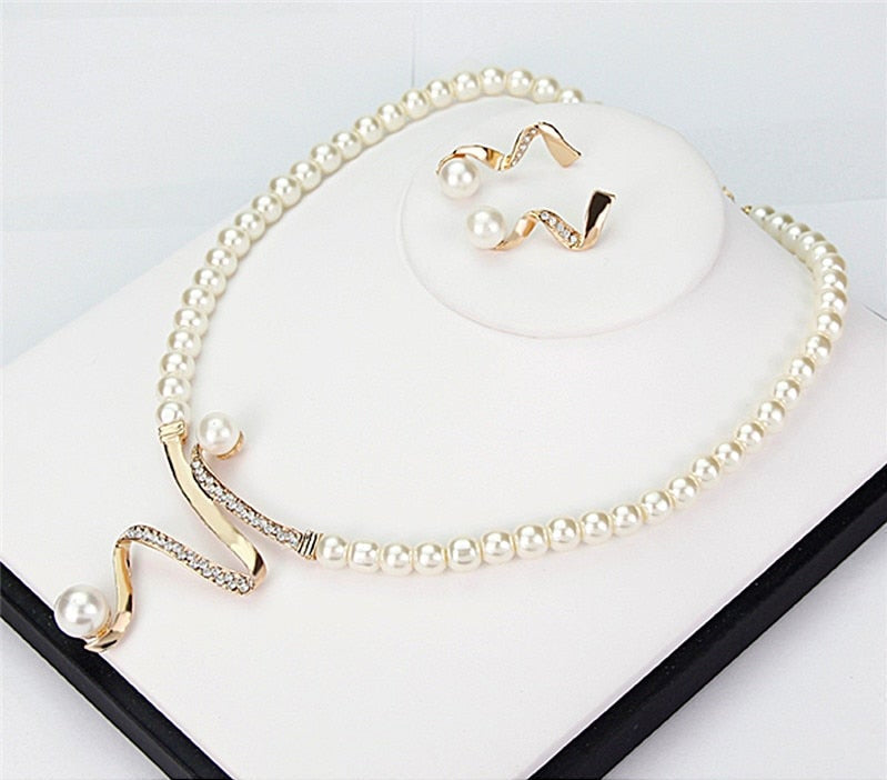 Natural Pearl Necklace + Earrings Set (BUY 1 GET 1 FREE)
